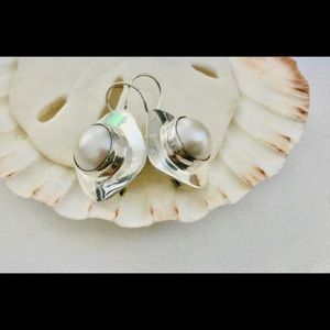 Sterling silver, freshwater pearl earrings.